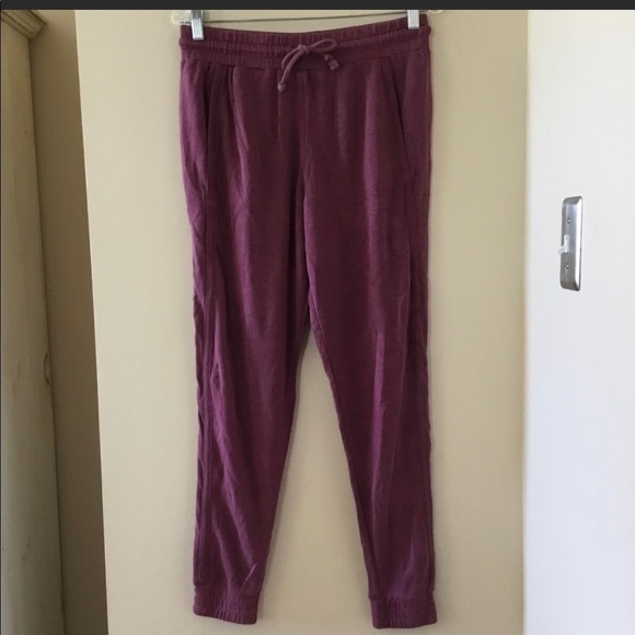 Free People Movement Back Into It Merlot Joggers Pants Sz Med - Picture 2 of 6